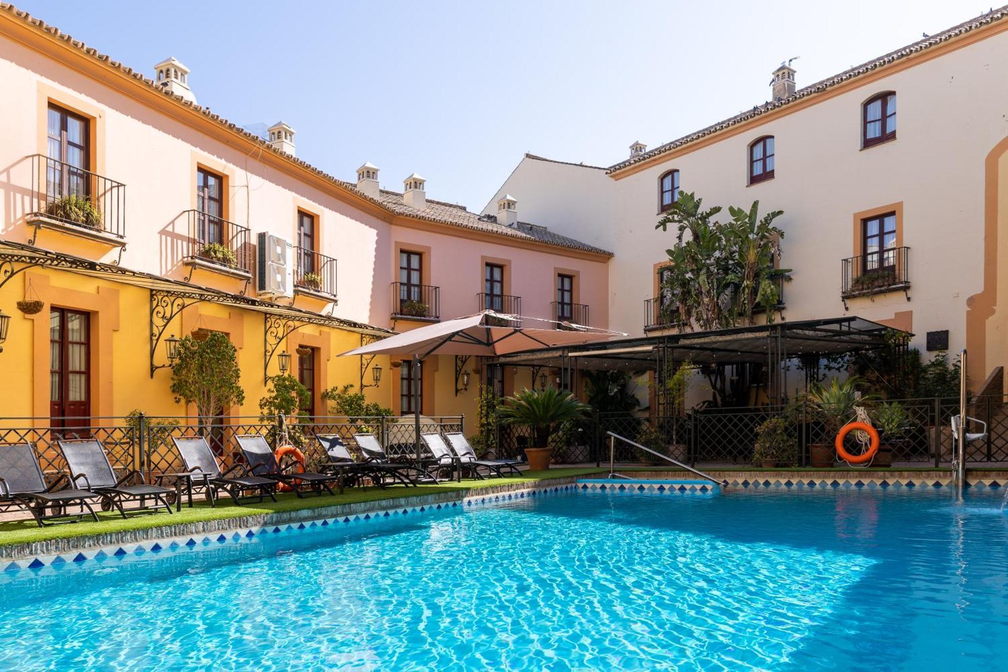 Hotel Alcazar De La Reina Carmona  Dış mekan fotoğraf