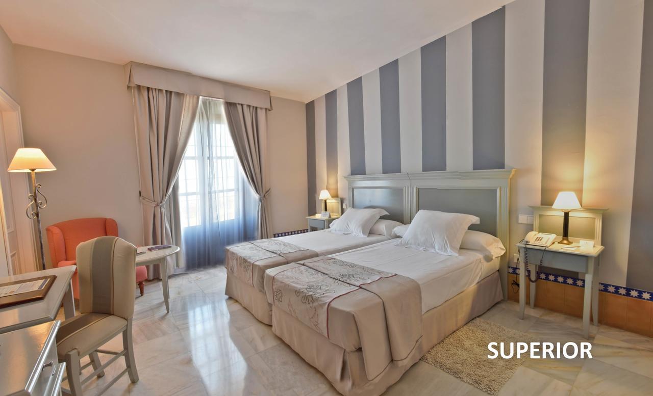 Hotel Alcazar De La Reina Carmona  Dış mekan fotoğraf